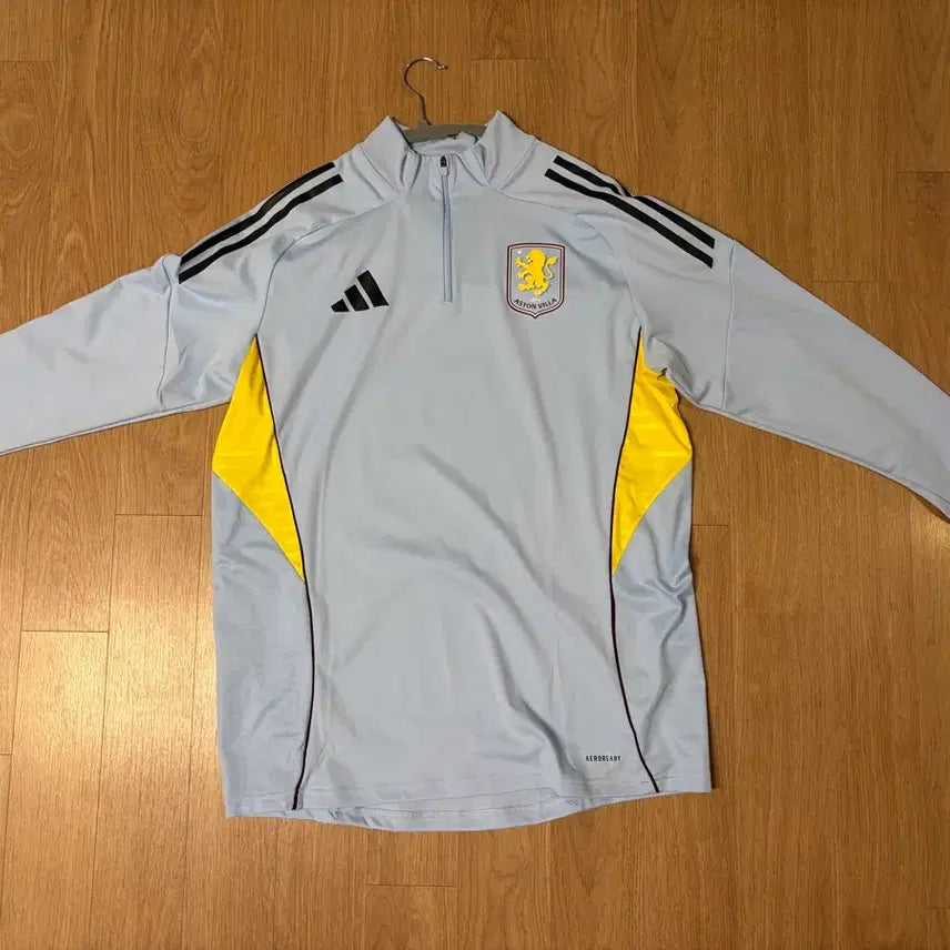 [BUNJANG] Adidas Aston Villa 25-26 Training Top XL / 아디다스 아스톤빌라 트레이닝 탑 하늘색 XL
