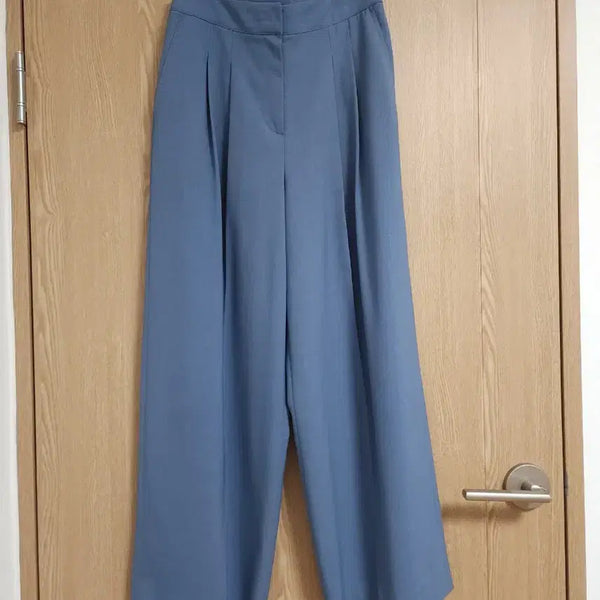 [BUNJANG] ON&ON 2021 Two-Tuck Wide Slacks Pants / 21년도 온앤온)투턱 와이드 팬츠 슬랙스