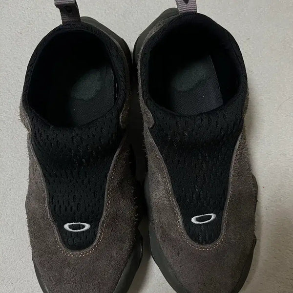[BUNJANG] Oakley Factory Team x Brain Dead Suede Flash Jabbar / 오클리 팩토리 팀 x 브레인 데드 스웨이드 플래시 자바