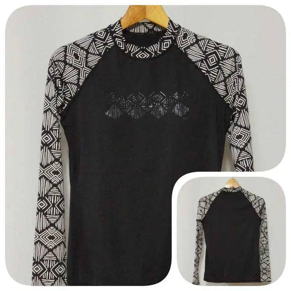 [BUNJANG] Arena Black Rash Guard Cap Style Women's 90 / 아레나 블랙 래쉬가드 캡스타일 여성90
