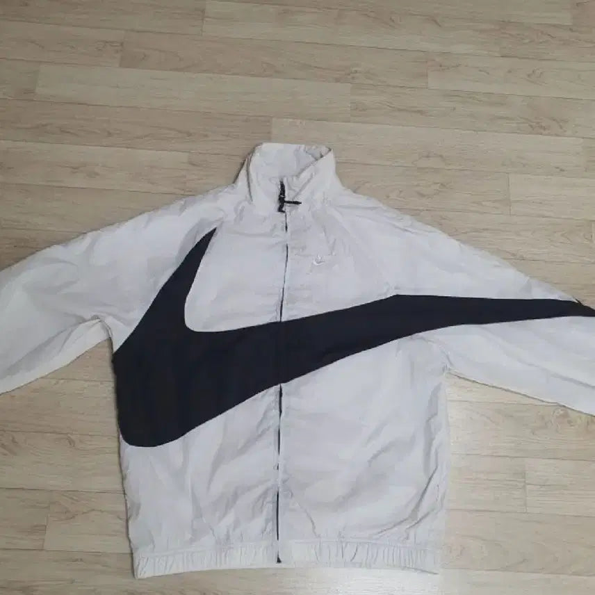[BUNJANG] Nike Windbreaker Jacket White / 나이키 바람막이