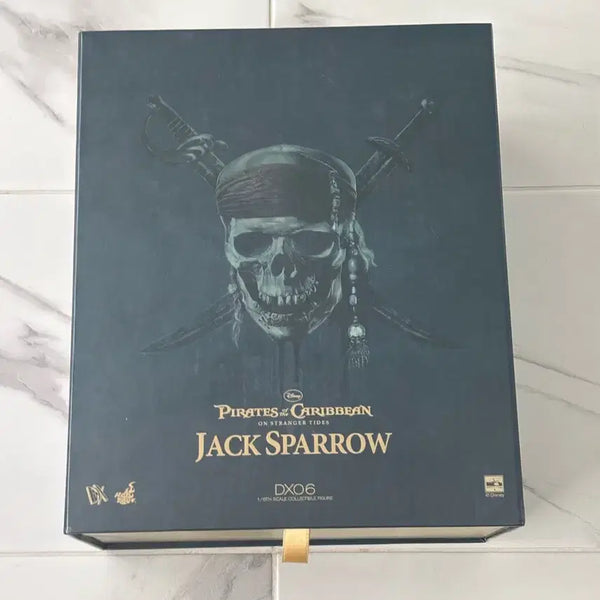 [BUNJANG] Hot Toys Pirates of the Caribbean Jack Sparrow DX06 Figure / 핫토이 캐리비안해적 잭 스패로우 DX06 피규어
