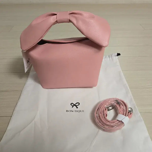 [BUNJANG] Bowtique Lindsey Bow Ribbon Bag Women's Handbag / 보우틱 린지보우 리본백 여성 핸드백