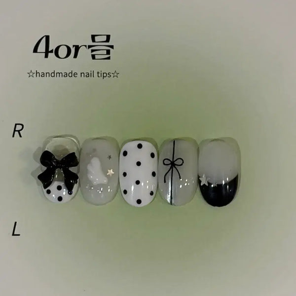 [BUNJANG] Custom Handmade Nail Tips with Dot and Wing Designs / 날개네일 도트네일 네일 네일아트 수제네일 수제네일팁 네일팁 주문제작