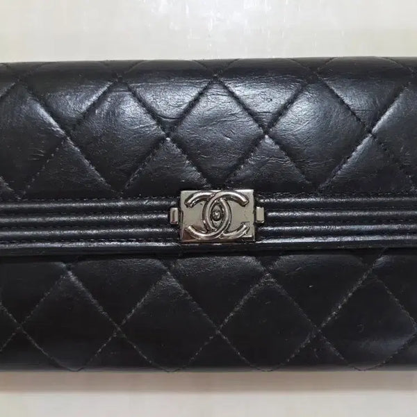 [BUNJANG] Chanel Boy Calfskin Flap Long Wallet / 샤넬 은장 보이 카프스킨 플랩 (장지갑)