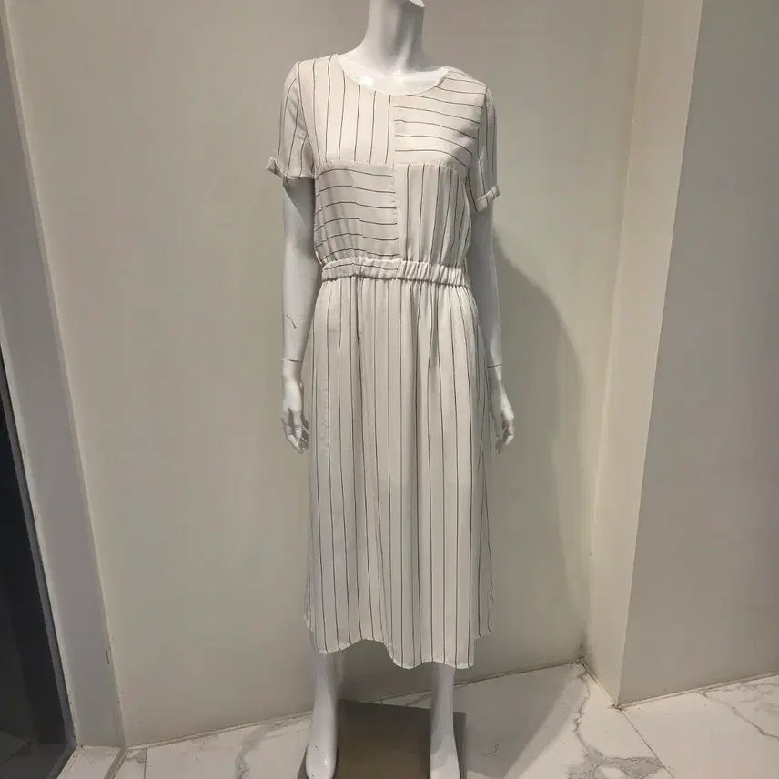 [BUNJANG] Striped Long Dress / 롱원피스 [새상품] 핏보장 세련된 스트라이프 패턴 롱 원피스