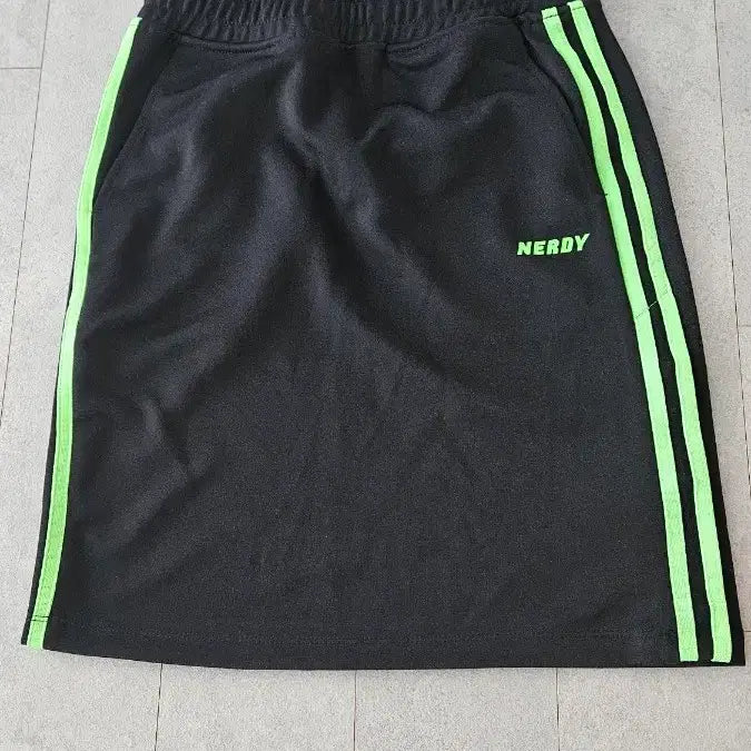 [BUNJANG] NERDY Skirt S / 널디 스커트 S