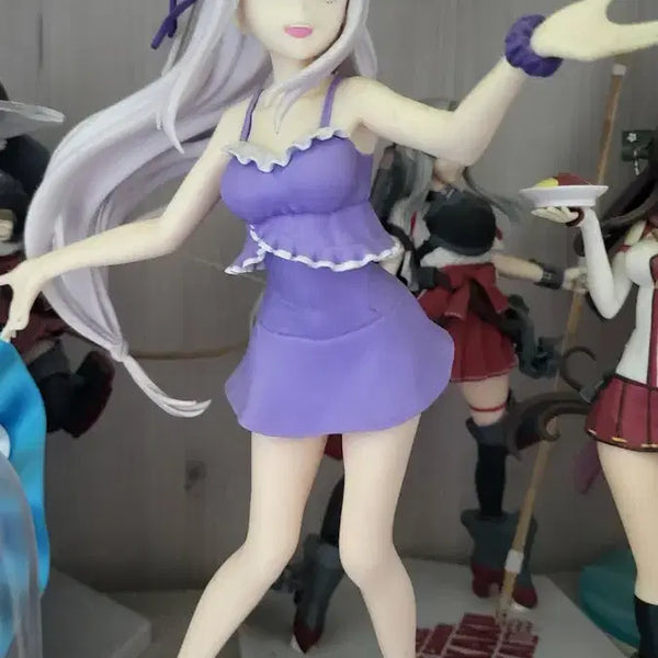 [BUNJANG] Re:Zero Emilia Figure (Box Not Included) / 리제로 에밀리아 피규어 판매(박스X)(가격 이젠 안내림)