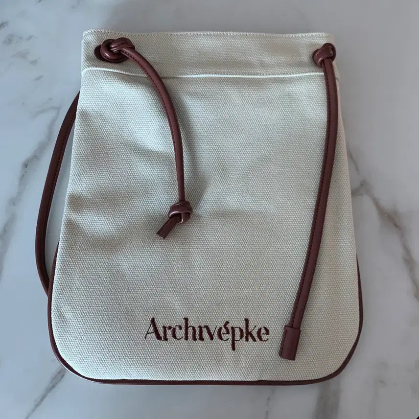 [BUNJANG] Archive Appk Canvas String Bag Ivory / 아카이브앱크 캔버스 스트링백 미사용품