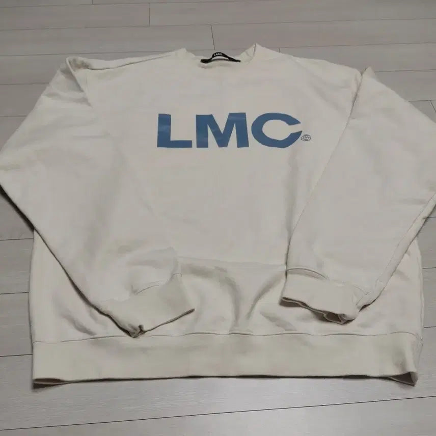 [BUNJANG] LMC Crewneck Sweatshirt Long Sleeve Ivory Cotton Size L / LMC 맨투맨 긴팔티L