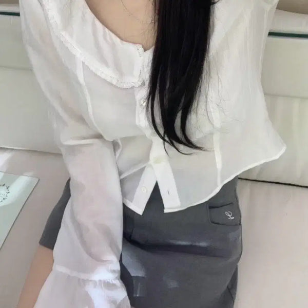 [BUNJANG] Leeds Eve Ruffle Blouse / 리즈 이브 러플 블라우스 leeds eve ruffle blouse