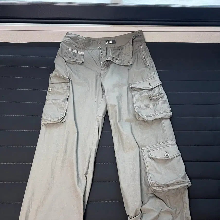 [BUNJANG] BADBLOOD EARTH Cargo Pants / 배드블러드 EARTH 카고 바지