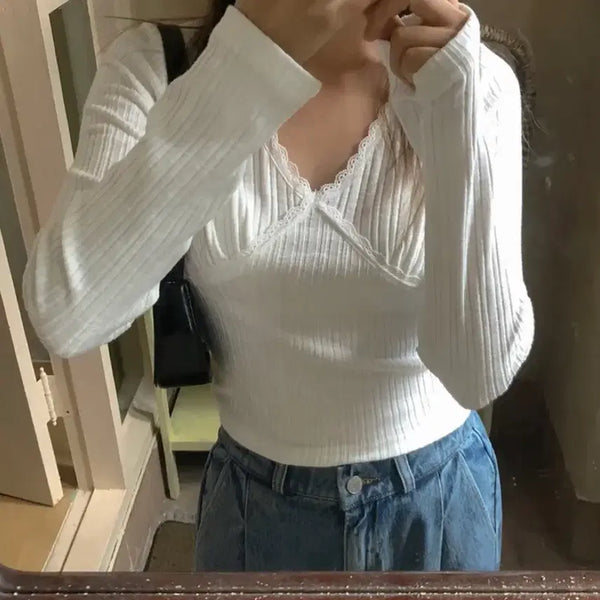 [BUNJANG] Nearwear Fuzzy Lace V-Neck Tee / 품절상품)니어웨어 퍼지 레이스 브이넥 티