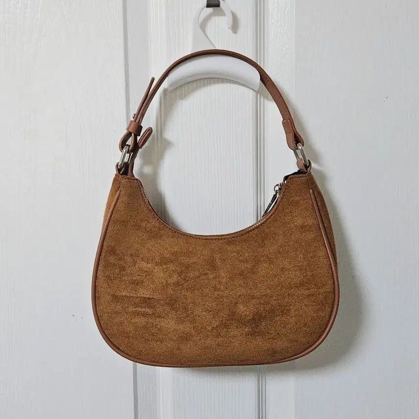 [BUNJANG] Brown Suede Half-Moon Leather Shoulder Bag / 브라운 스웨이드 숄더백 핸드백 반달 가죽 가방 갈색