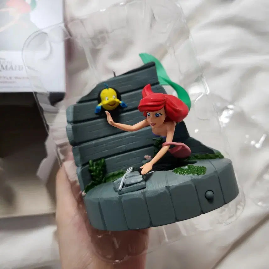 [BUNJANG] Hallmark Disney The Little Mermaid Ariel 35th Anniversary Ornament / 2024 홀마크 디즈니 인어공주 에리얼 35주년 오너먼트
