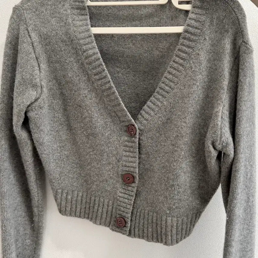 [BUNJANG] Grey Cropped Cardigan / 여성의류 보세옷 회색 크롭 가디건