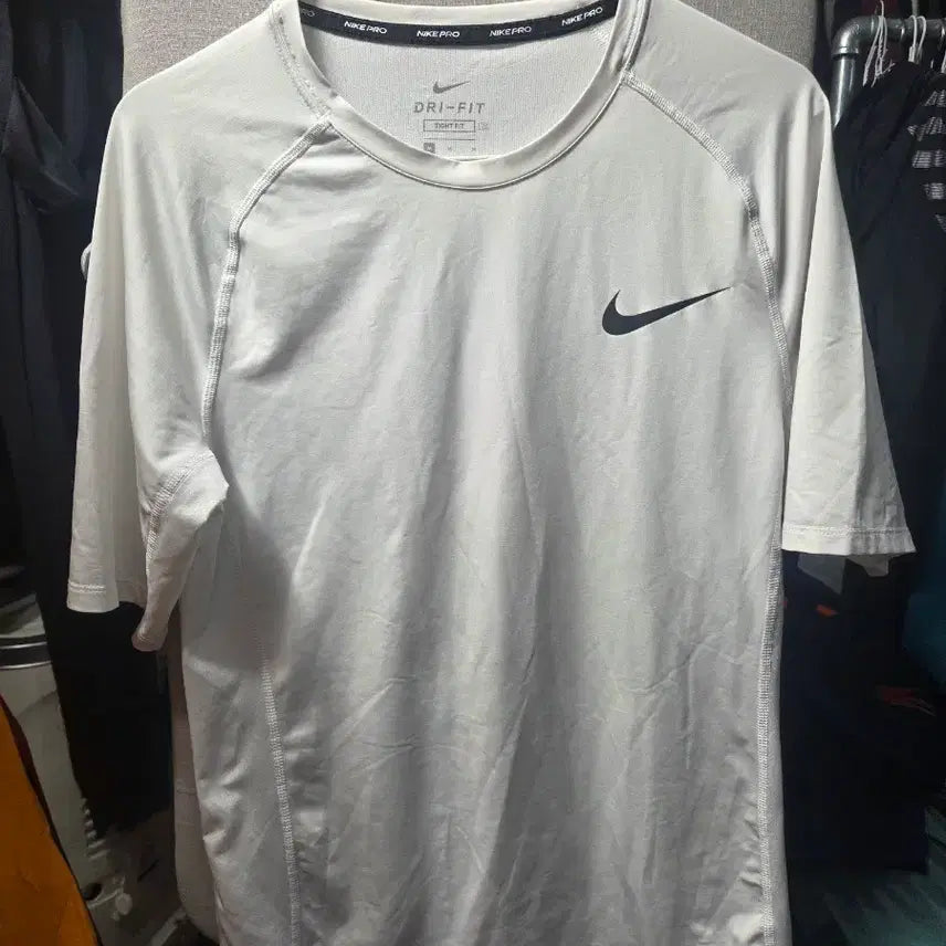 [BUNJANG] Nike Dri-FIT Pro Short Sleeve T-Shirt White / 나이키 드라이핏 NIKE PRO 반팔 티셔츠 화이트