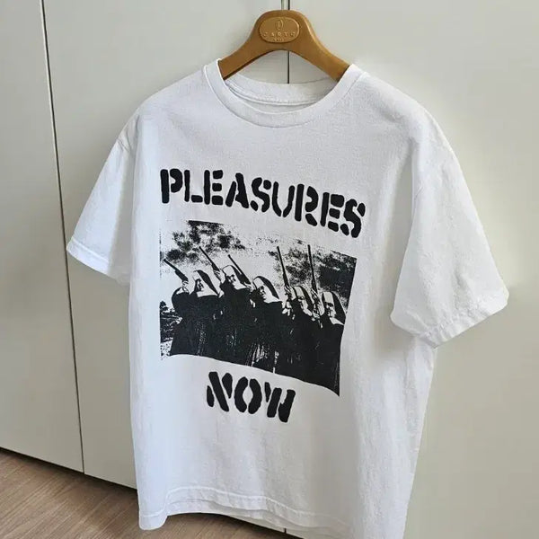 [BUNJANG] Pleasures Pleasures Half Sleeve T-Shirt / PLEASURES 나우 반팔 티셔츠 M