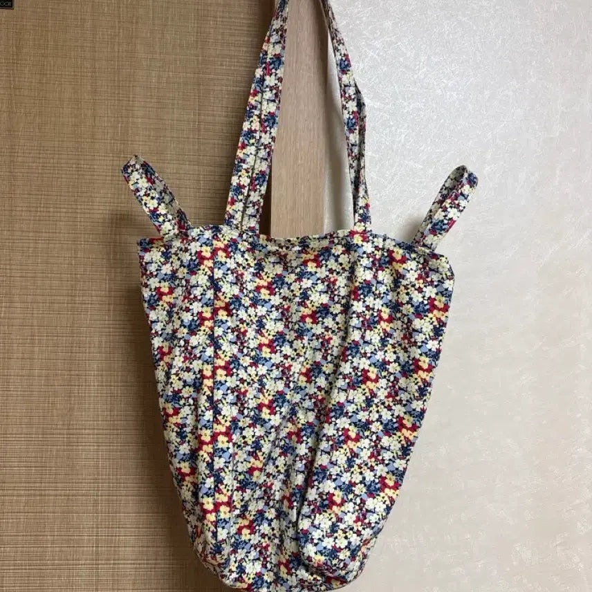 [BUNJANG] AMIACALVA Easy Bag Medium / 아미아칼바 이지백 미듐