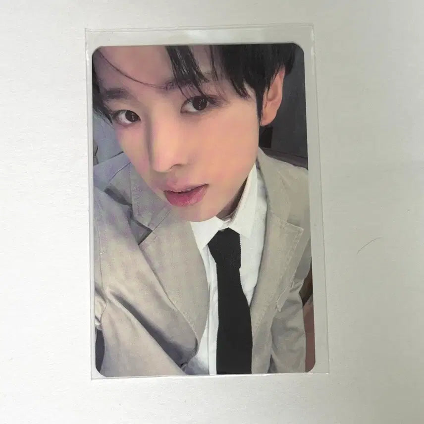 [BUNJANG] NCT WISH Dicon Dear My Muse Jungwoo Photocard POB / 엔시티 위시 디어마이뮤즈 디마뮤 정장 유우시 포카 미공포