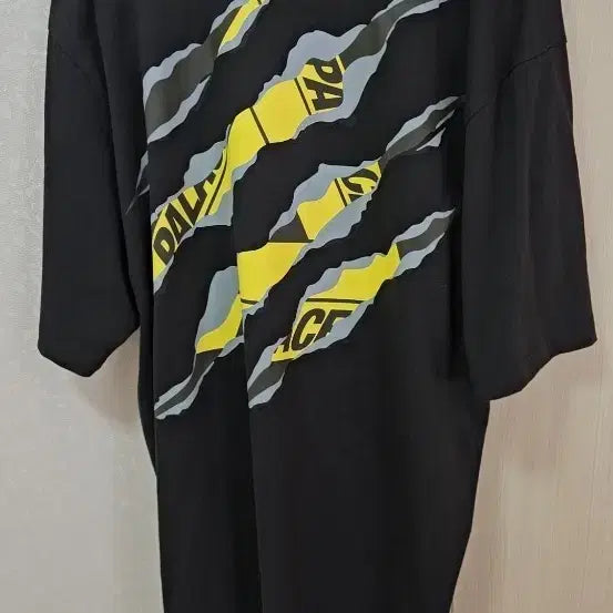[BUNJANG] Palace 25SS T-Shirt XXL / 팔라스 25ss (xxl사이즈)