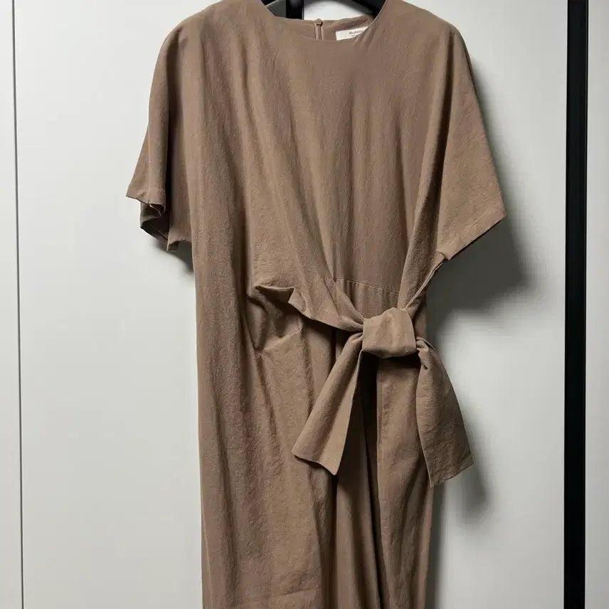 [BUNJANG] Knot Detail Midi Dress / 매듭 예쁜 원피스