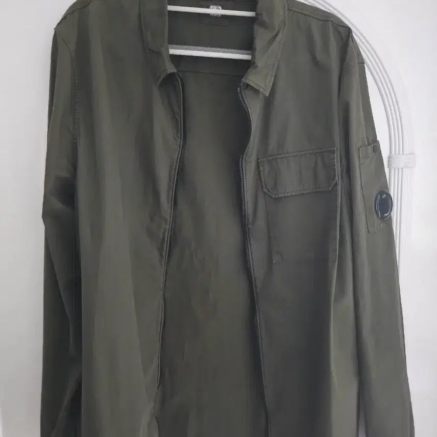 [BUNJANG] C.P. Company Khaki Men's Shirt Jacket / C.P.컴퍼니 카키색 남성 셔츠 자켓