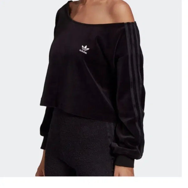 [BUNJANG] Adidas Off-Shoulder Velvet Crop T-Shirt / 새상품)아디다스 오프숄더  벨벳 크롭 티셔츠