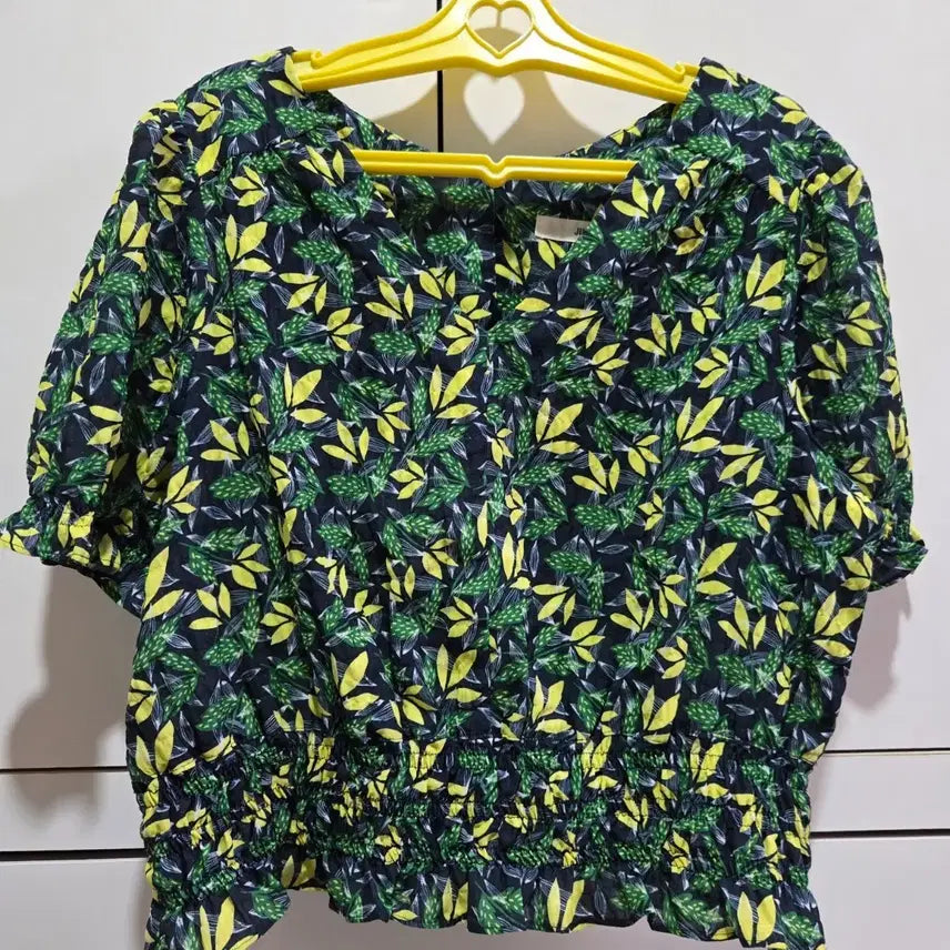 [BUNJANG] Juicy Judy Short Sleeve Blouse / 쥬시쥬디 반팔 블라우스(무배)