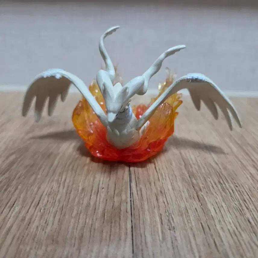 [BUNJANG] Pokemon Moltres Motion Figure / 포켓몬 모션 피규어 레시라무