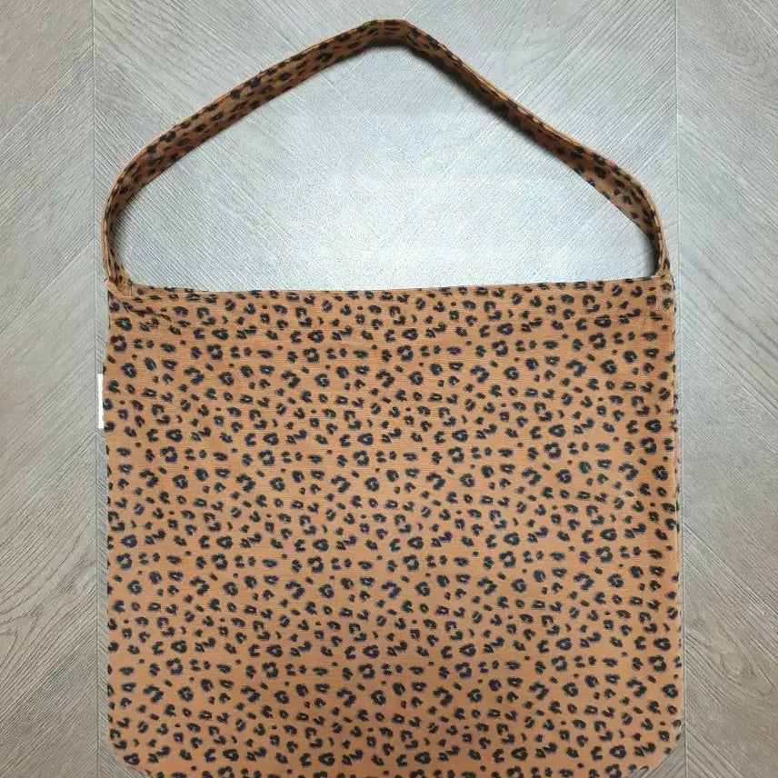 [BUNJANG] EMESIS Corduroy Eco Bag / 이미스 코듀로이 에코백