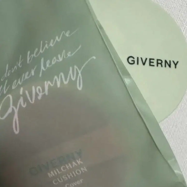 [BUNJANG] Givenchy Close-Fit Cover Cushion SPF 50+ PA+++, Shade 21 / 지베르니 밀착 커버 쿠션 21호