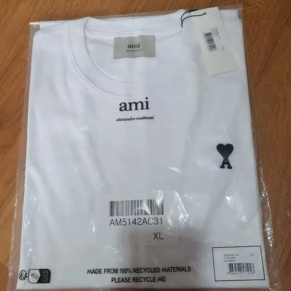 [BUNJANG] AMI Paris Small Heart Logo T-Shirt White XL / 아미 스몰 하트 로고 티셔츠 화이트 XL