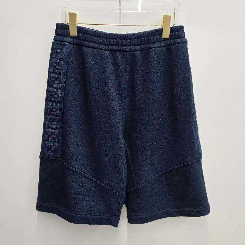 [BUNJANG] Fendi Side Line FF Monogram Shorts Size S / [ 정품 ] 펜디 사이드라인 FF 모노그램 반바지 S