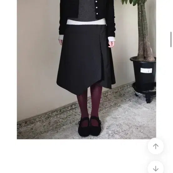 [BUNJANG] ABLY GreenSea Striped Asymmetrical Midi Skirt Black / 에이블리 그린씨 스트레이프 언발란스 미디 스커트 블랙