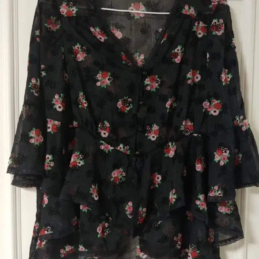 [BUNJANG] Anna Sui Floral Pattern Blouse / 안나수이 블라우스