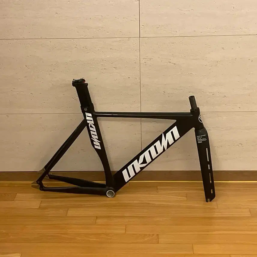 [BUNJANG] Unknown Singularity Bicycle / 언노운 싱귤러리티 판/교