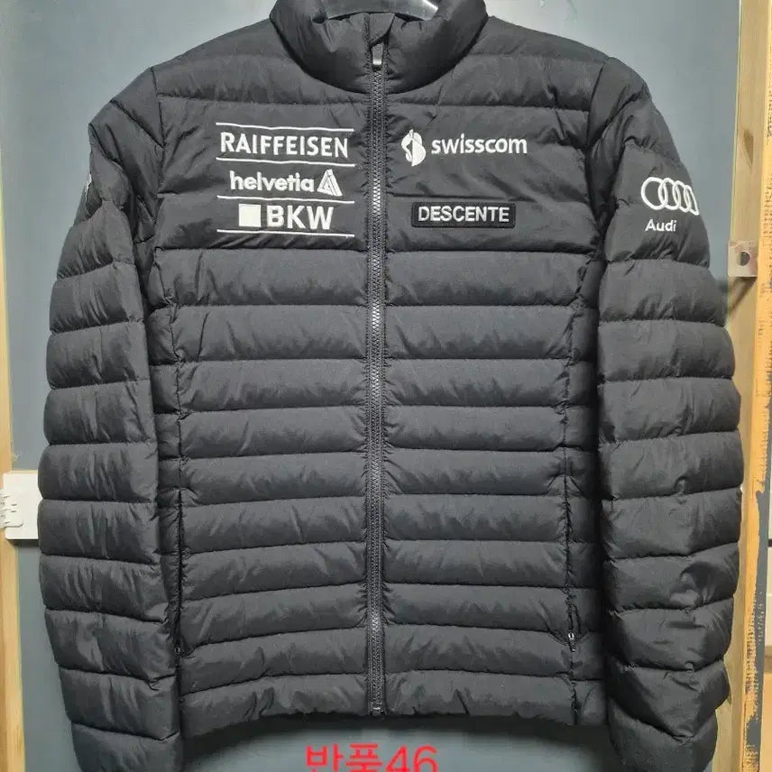 [BUNJANG] Descente Sponsor Padded Jacket Black / 90)데상트 스폰서 패딩 블랙