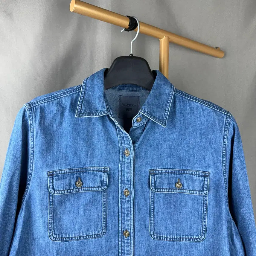 [BUNJANG] Uniqlo x JW Anderson Denim Shirt (S) / S ) 유니클로 x JW앤더슨 데님 셔츠