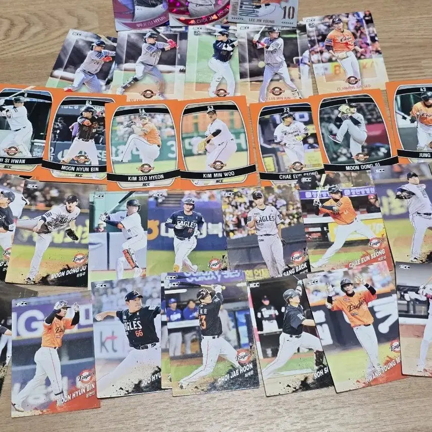 [BUNJANG] Hanwha Eagles KBO Official Baseball Cards Bundle / KBO 한화이글스 프로야구카드
