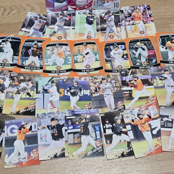 [BUNJANG] Hanwha Eagles KBO Official Baseball Cards Bundle / KBO 한화이글스 프로야구카드