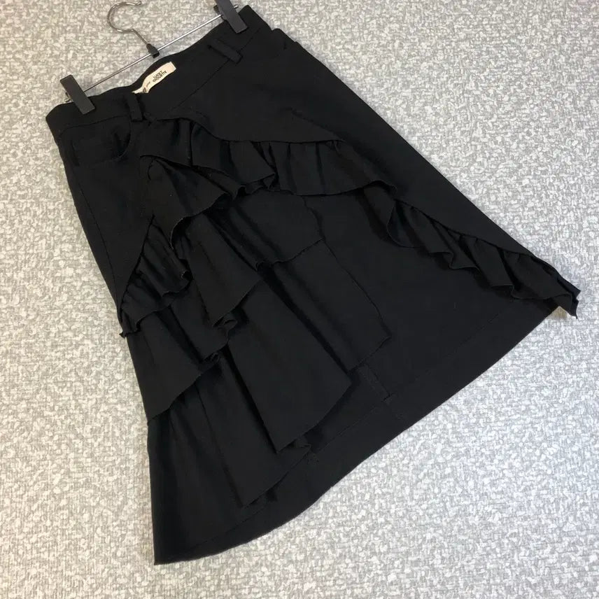 [BUNJANG] Lucky Chouette Wool 100% Jardin Chouette Ruffle Layered Midi Skirt / 럭키슈에뜨 울100% 쟈뎅슈에뜨 프릴 러플 레이어드 스커트 치마