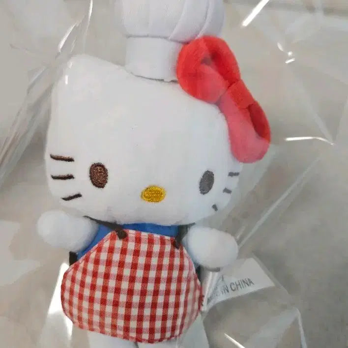 [BUNJANG] Chef Kitty Plush Keychain / 요리사키티인형키링