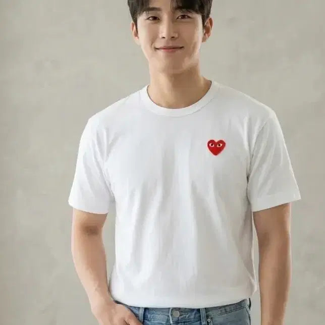 [BUNJANG] Comme des Garçons Play Heart Appliqué T-shirt White M / 꼼데가르송 플레이 하트와펜 반팔티 화이트 M