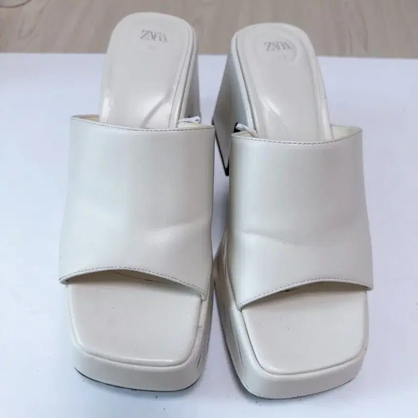 [BUNJANG] ZARA Ivory Platform Mule Heels / 자라 아이보리 뮬 힐