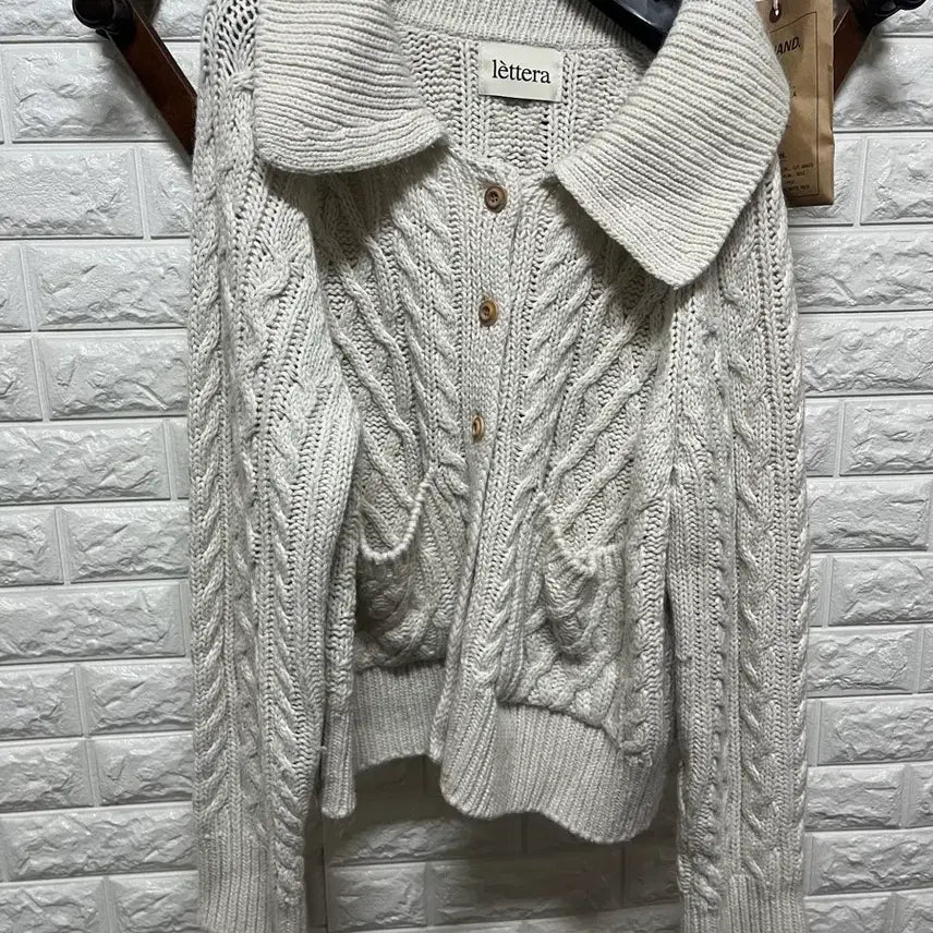 [BUNJANG] Latera Knit Cardigan / 레테라 니트 가디건