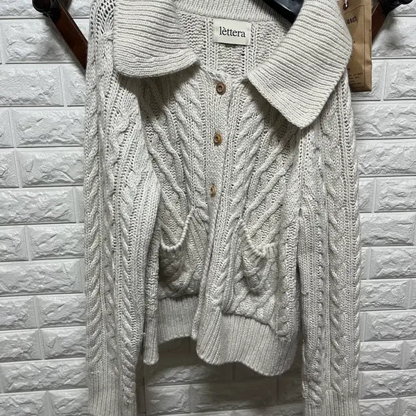 [BUNJANG] Latera Knit Cardigan / 레테라 니트 가디건