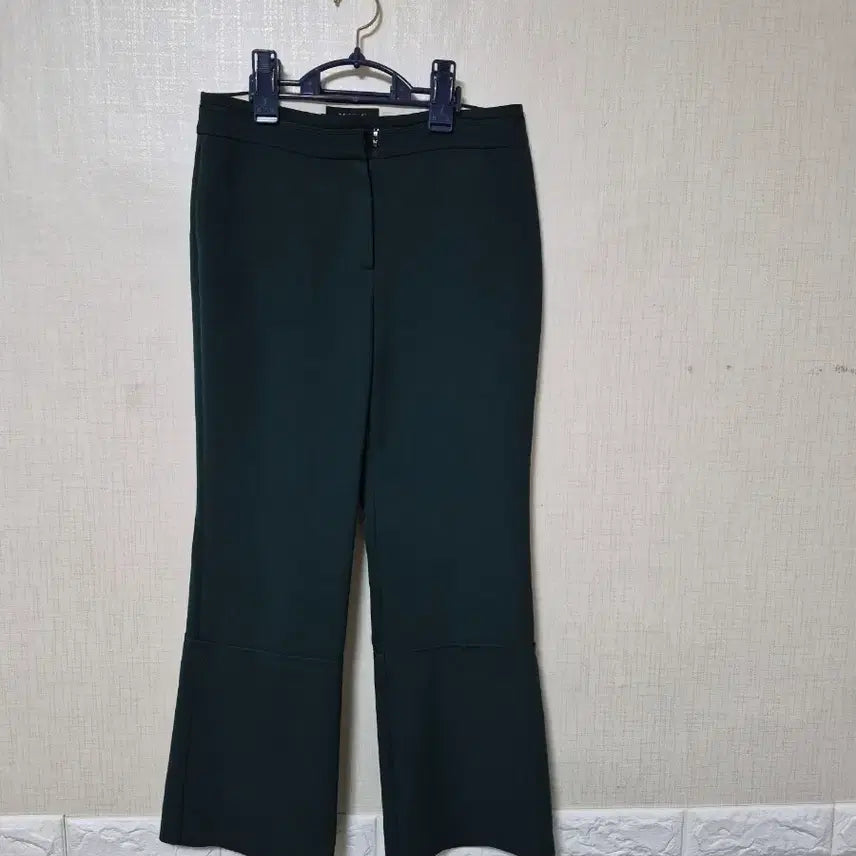 [BUNJANG] Mine Green Bootcut Slacks / 마인 녹색부츠컷