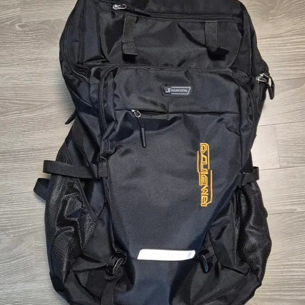 [BUNJANG] Large Hiking Backpack / 브랜드 없는 등산용 백팩 가방 팝니다.