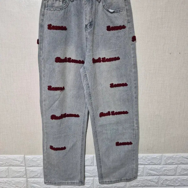[BUNJANG] Red Leaves Denim Pants Light Wash / 레드 리브스 데님 팬츠 연청